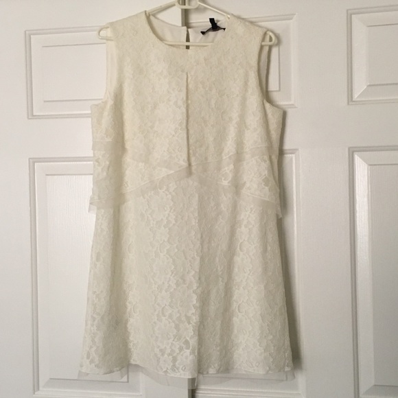 BCBGMaxAzria Dresses & Skirts - BCBGMAXAZRIA “Amelie” off white lace short dress